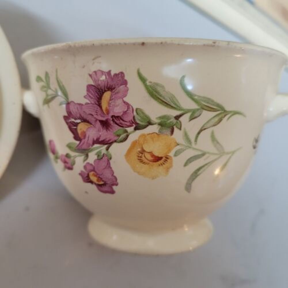Vintage Homer Laughlin China Sugar Bowl With‎ Lid Vellum JIN 7